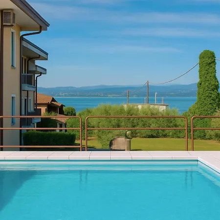 Appartement Emerald - Regarda Travel *