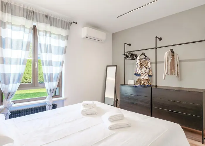 Emerald - Regarda Travel * Μπαρντολίνο