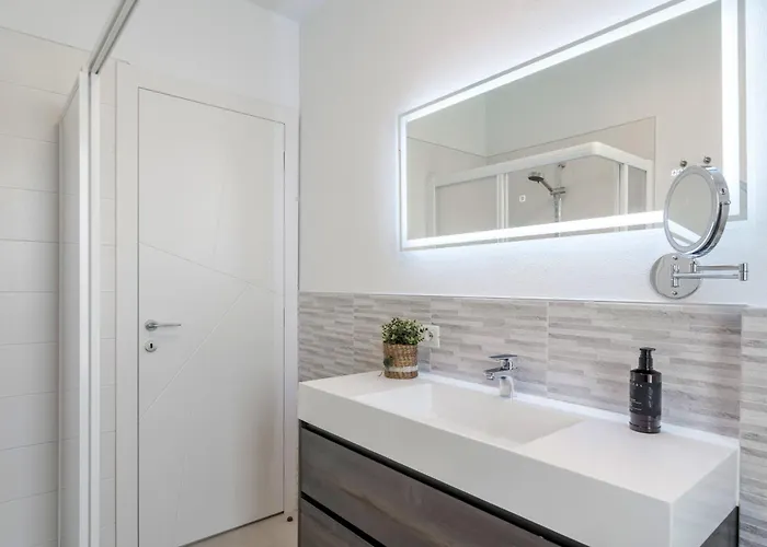 Διαμέρισμα Emerald - Regarda Travel *